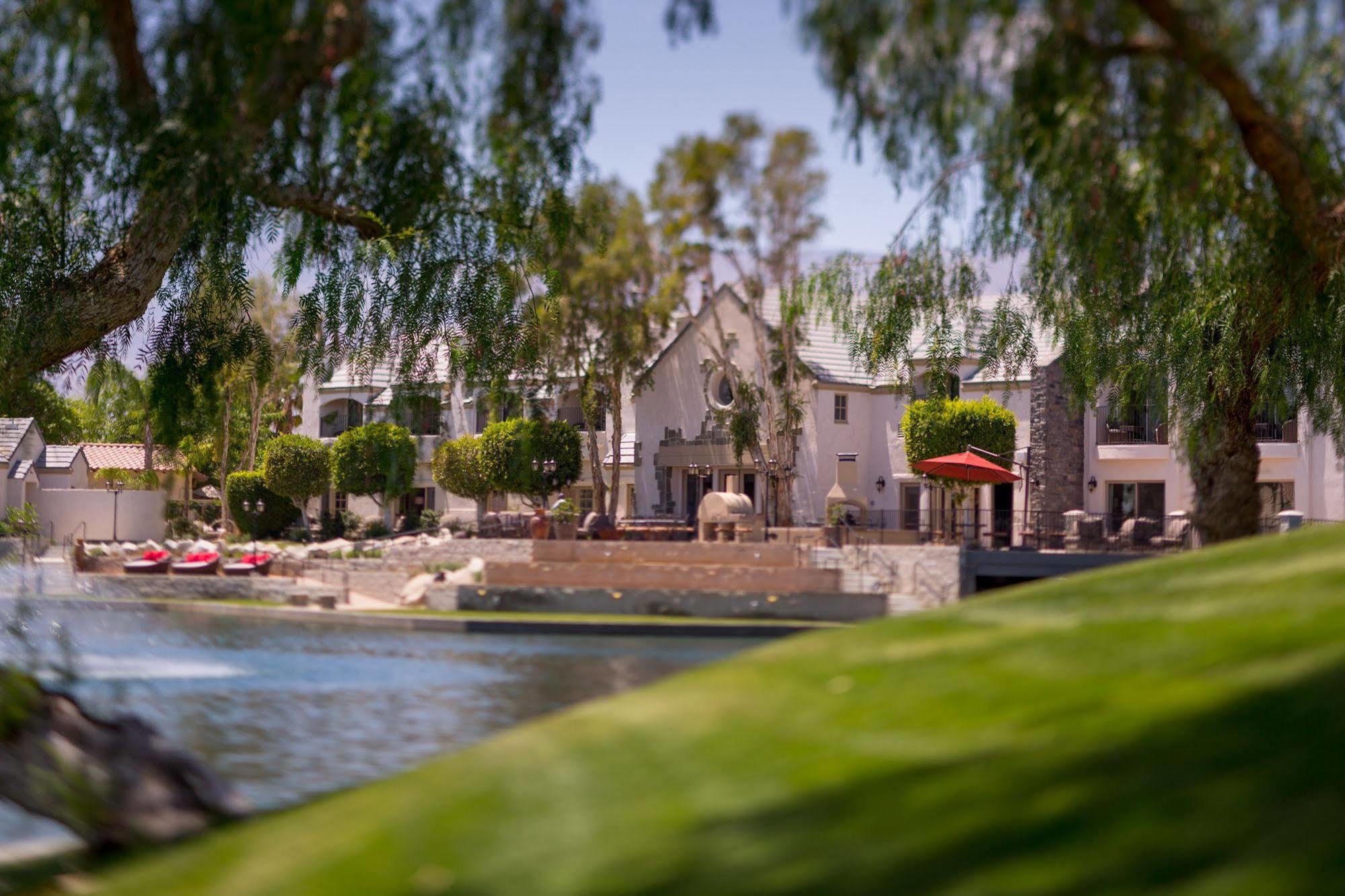 The Chateau At Lake La Quinta Eksteriør billede